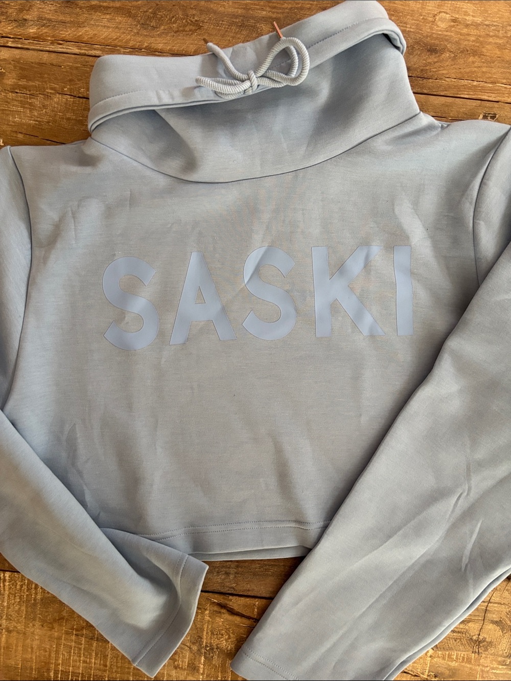 SASKI Collection Crop Top - Picture 5 of 6